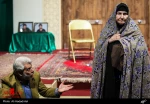 نقد جامعه‌نگر بر نمایش «همسایه آقا» 2